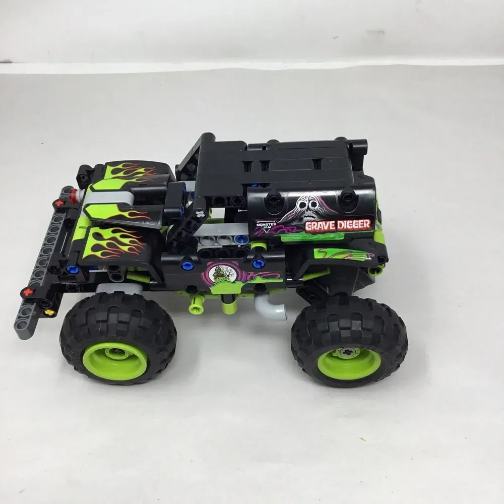 Lego Technic Monster Jam El Toro Loco, Gravedigger, Max-D Lot of 3